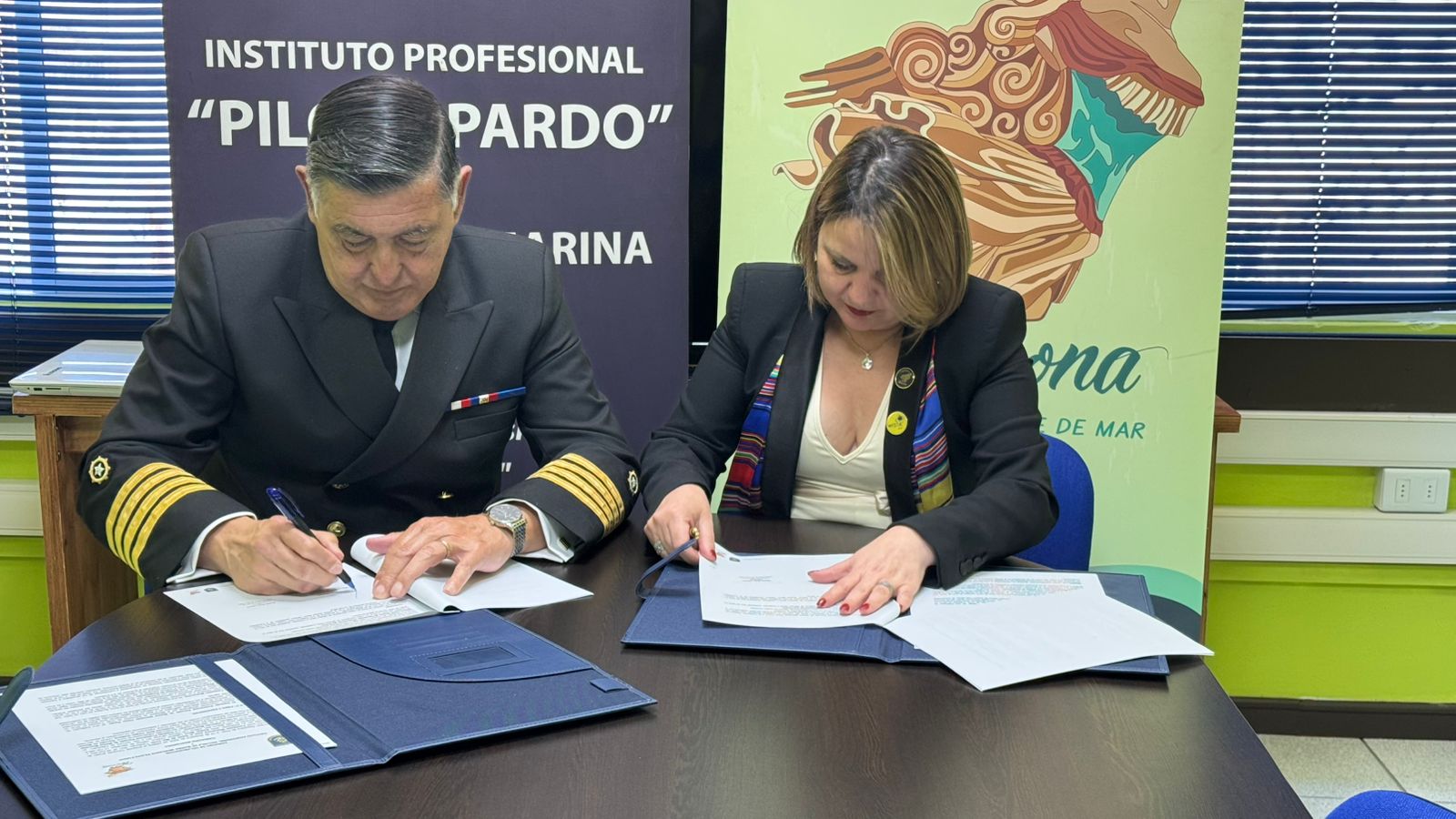 Logo Instituto Profesional Escuela de Marina Mercante Piloto Pardo